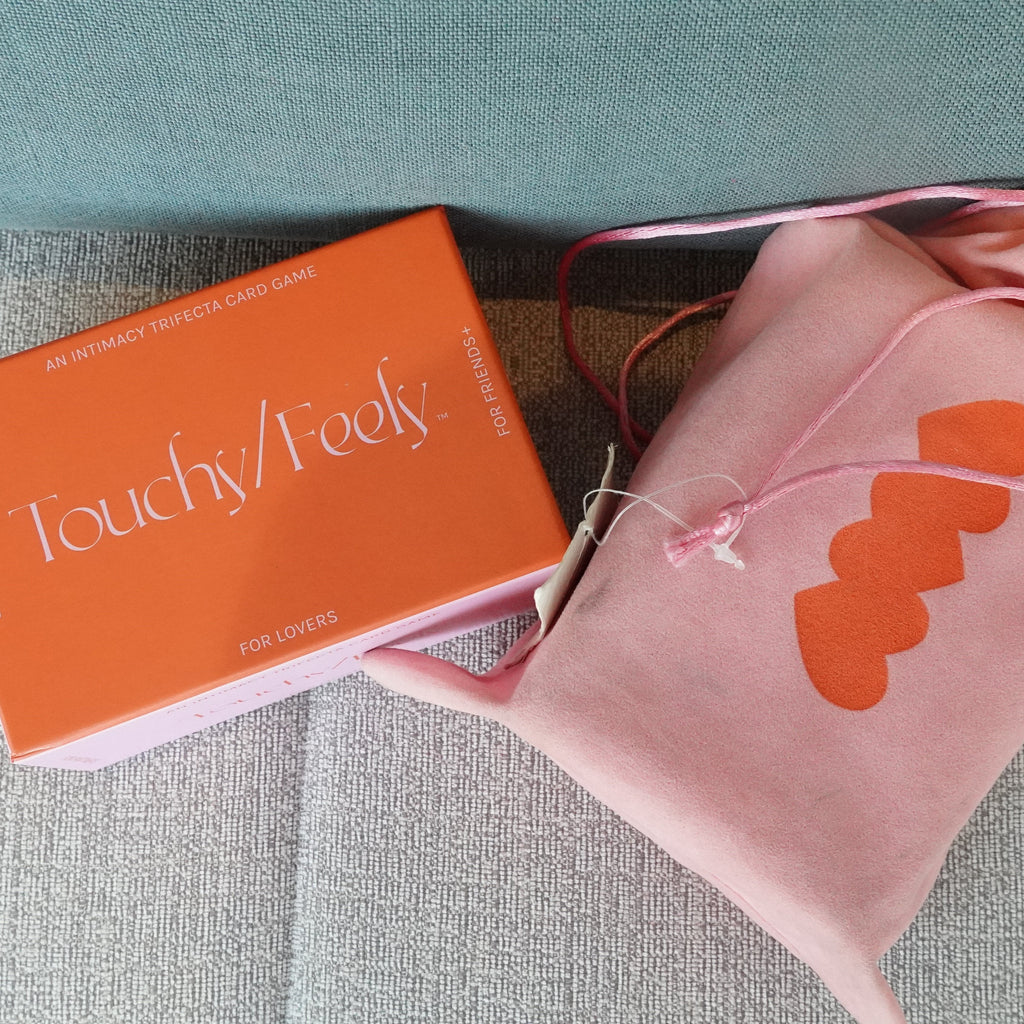 TOUCHY/FEELY intimacy card game — A Date & Connection Game