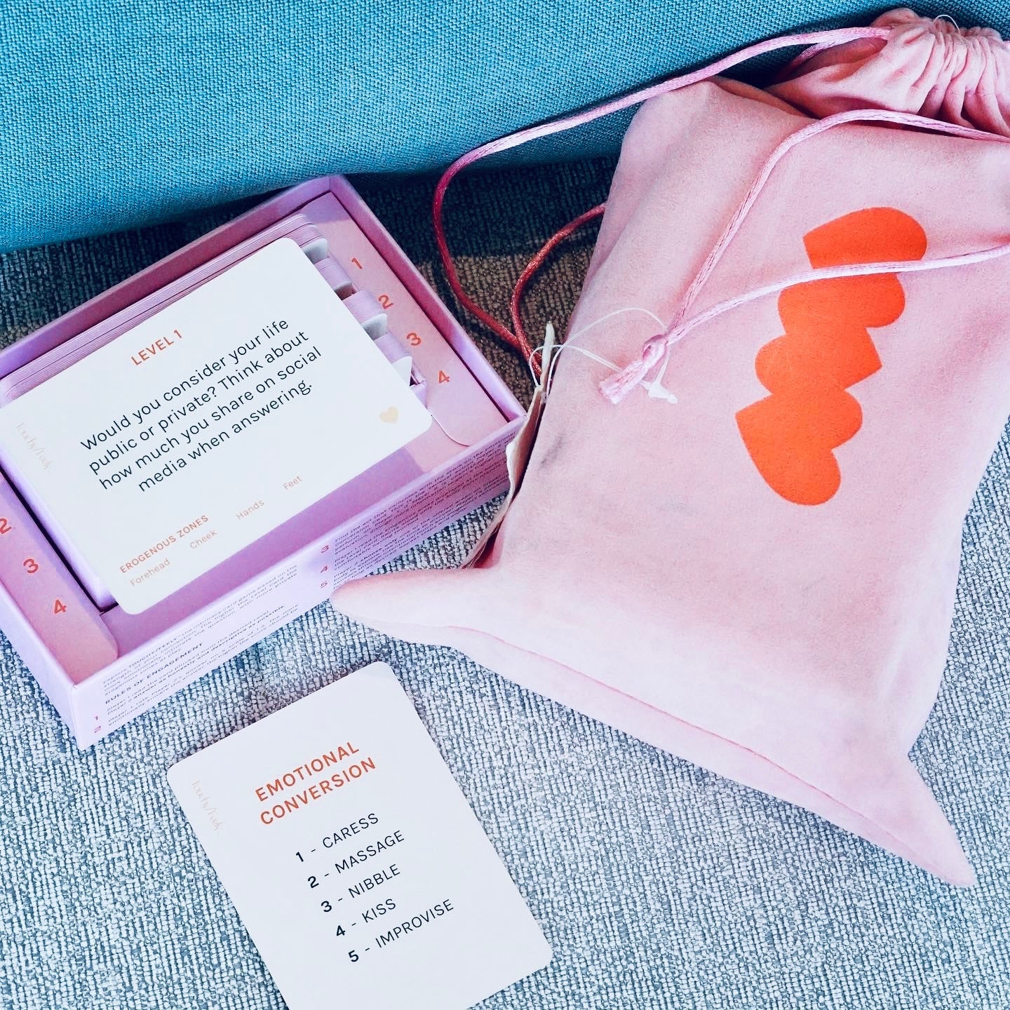 TOUCHY/FEELY intimacy card game — A Date & Connection Game